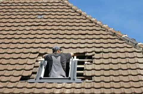 Pose de velux - Sainte-Marie-aux-Chênes
